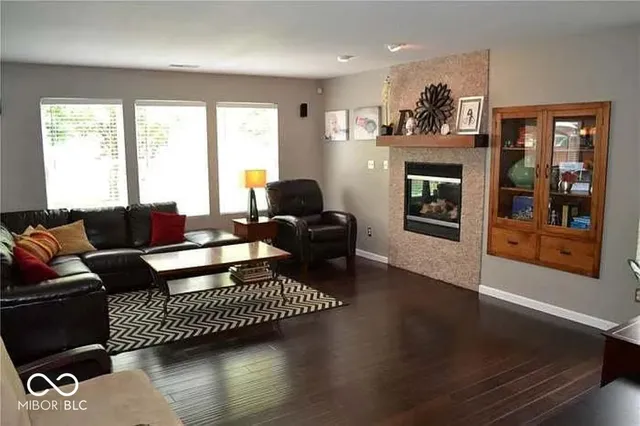 $2,150 | 12906 Pleasant View Lane, Fishers, IN 46038