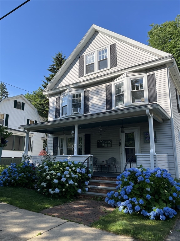 9 Larchmont Road Salem, MA 01970 - Photo 2 of 40 Gallery Image 2