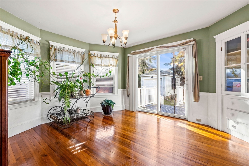 9 Larchmont Road Salem, MA 01970 - Photo 7 of 40 Gallery Image 7