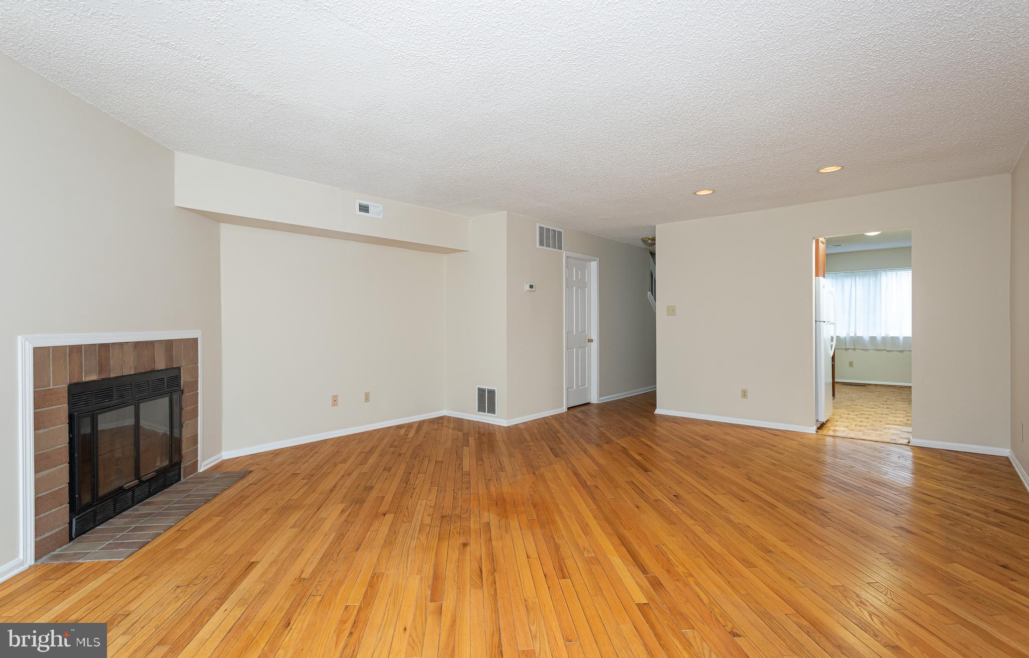 321 Brigade Court Chesterbrook, PA 19087 - Photo 4 of 27 Gallery Image 4
