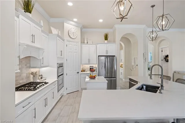 $1,350,000 | 8559 El Mirasol Court, Estero, FL 33967