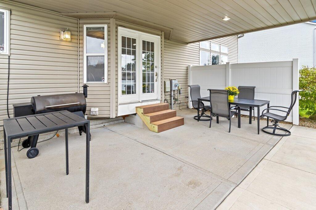 309 Shawnee Loop South Pataskala, OH 43062 - Photo 29 of 34 Awesome covered porch