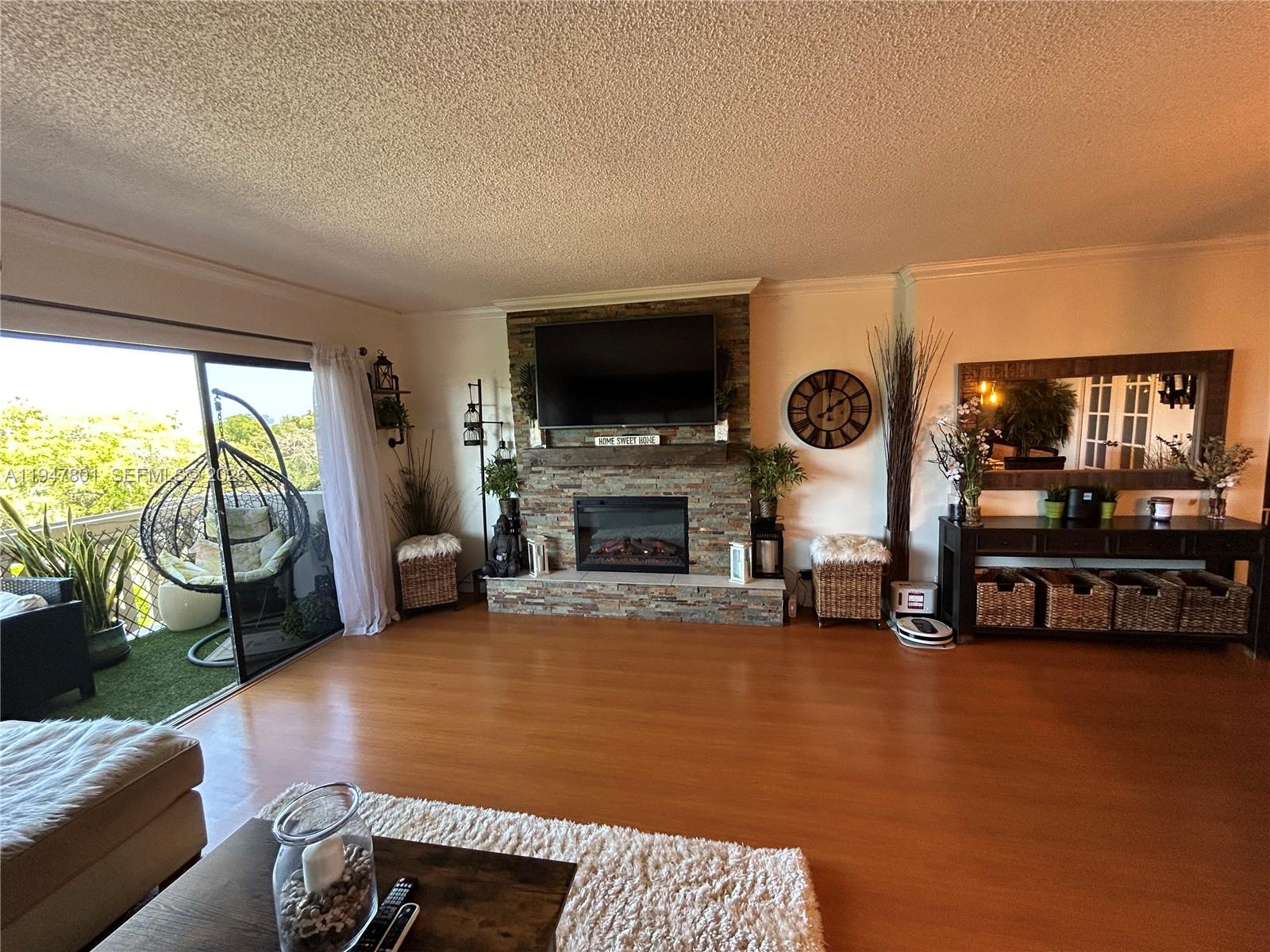 800 Northeast 195th Street, Unit 409 Miami, FL 33179 - Photo 2 of 44