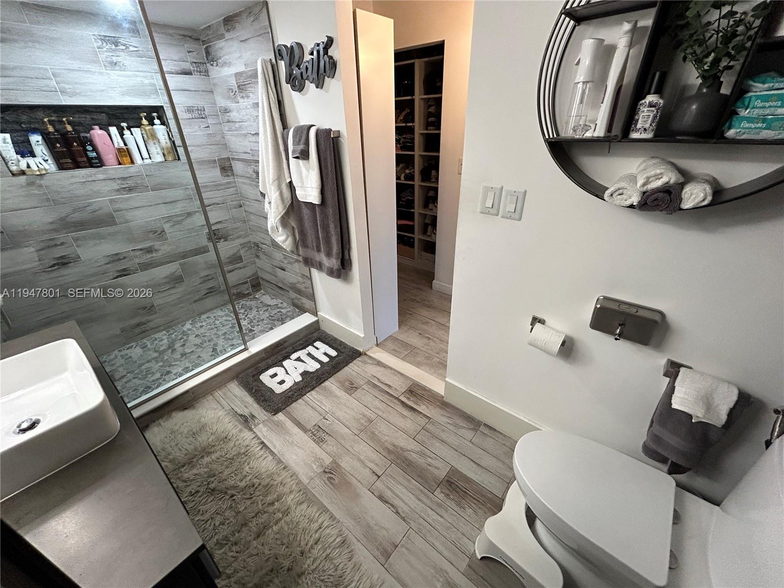 800 Northeast 195th Street, Unit 409 Miami, FL 33179 - Photo 29 of 44