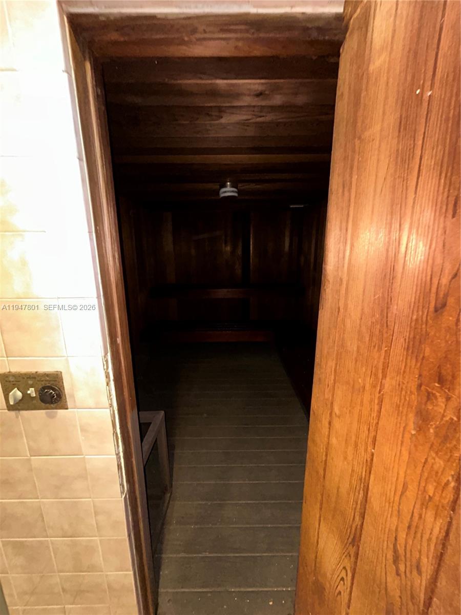 800 Northeast 195th Street, Unit 409 Miami, FL 33179 - Photo 37 of 44