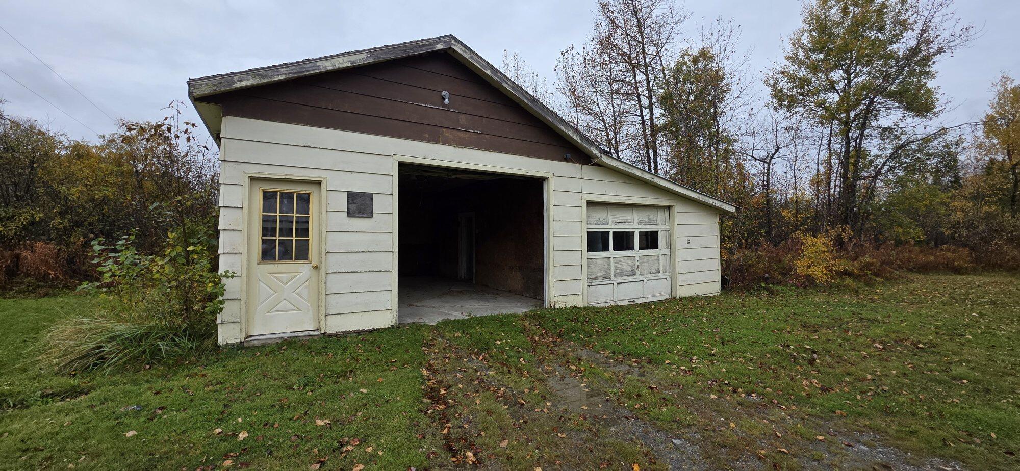 194 Ladner Road Easton, ME 04740 - Photo 5 of 21 20251008_113040