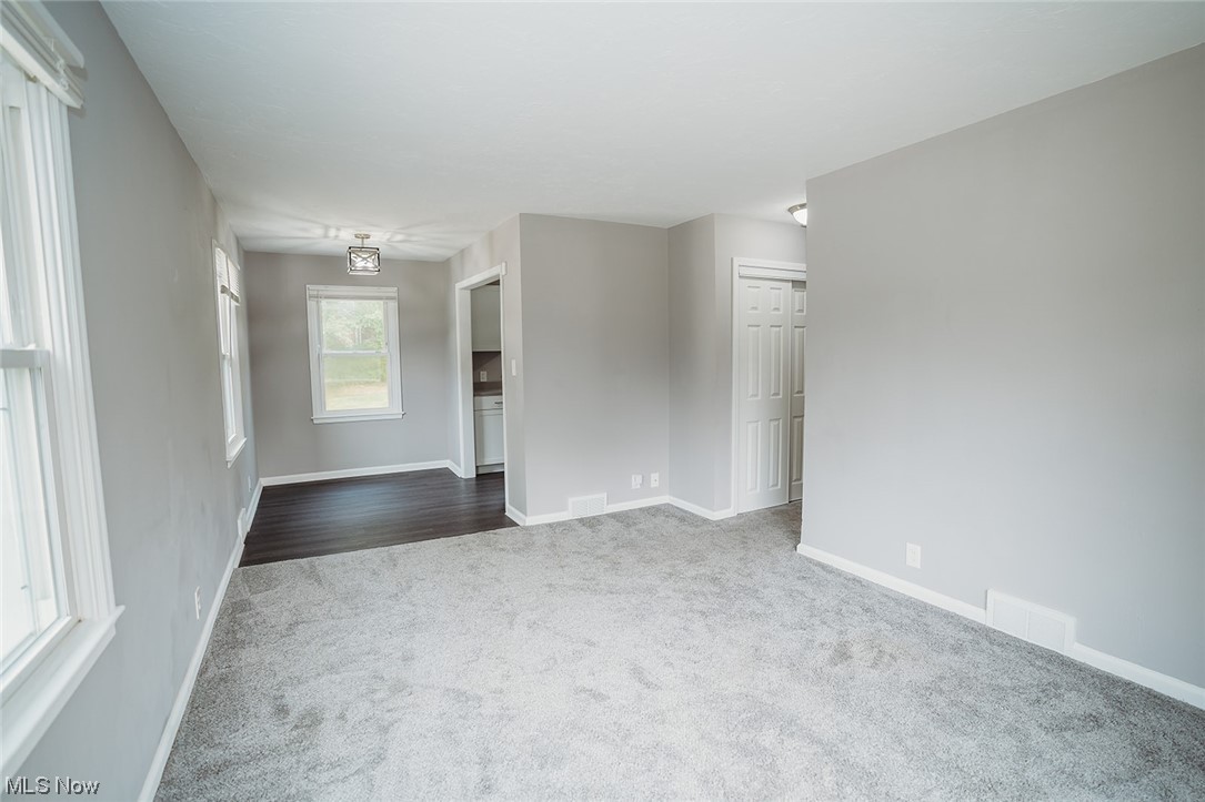 275 Trease Road Wadsworth, OH 44281 - Photo 7 of 31 Gallery Image 7