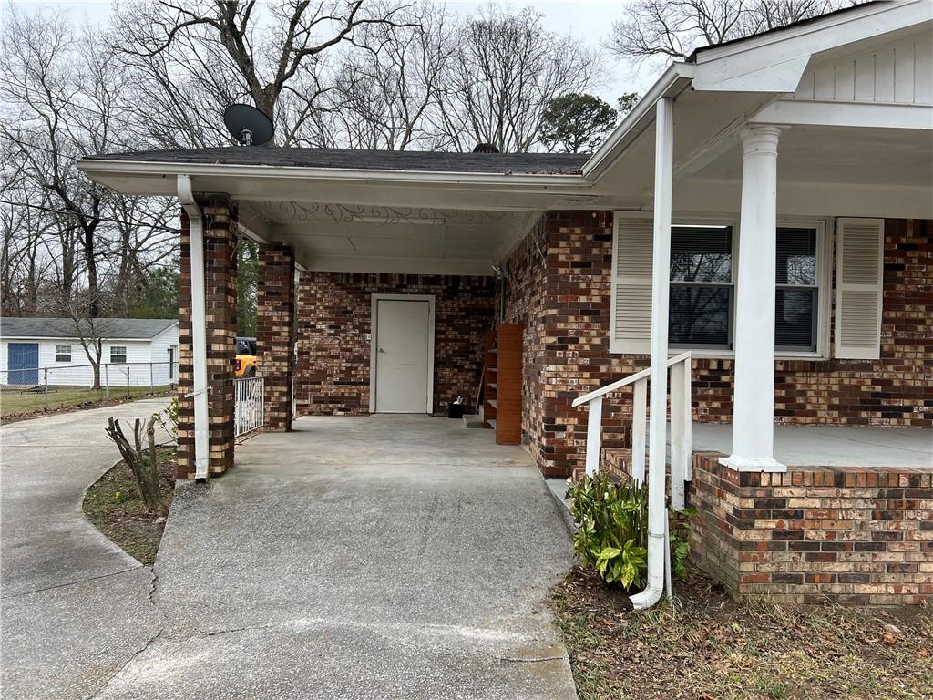 1112 Mealor Road Lawrenceville, GA 30043 - Photo 2 of 16