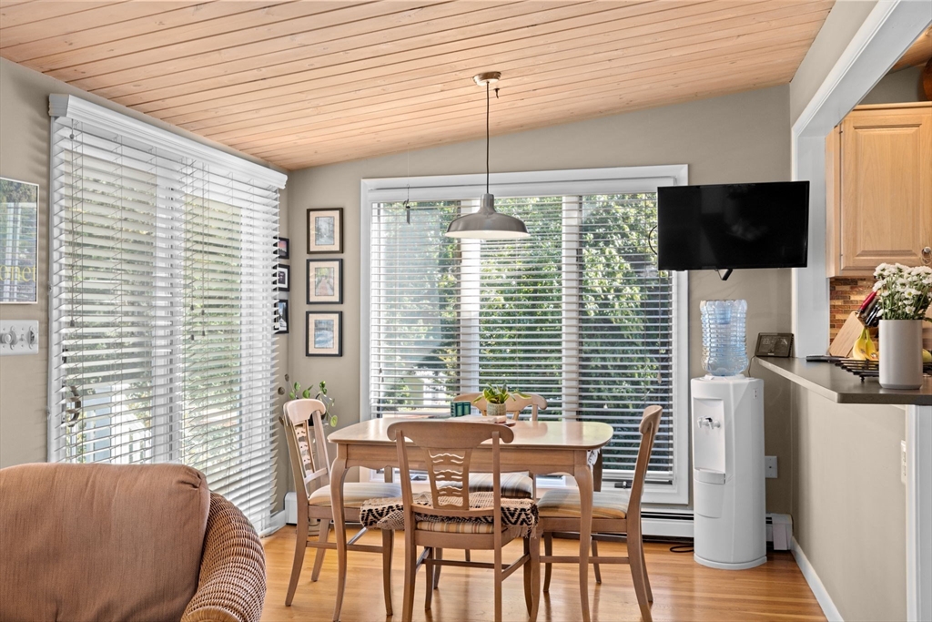 14 Aberdeen Drive Scituate, MA 02066 - Photo 14 of 42 a livingroom with furniture and window
