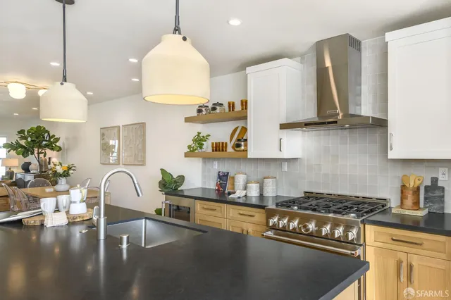 $2,095,000 | 155 Flood Avenue, San Francisco, CA 94131