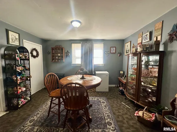 $80,000 | 902 East Oak Street, Taylorville, IL 62568