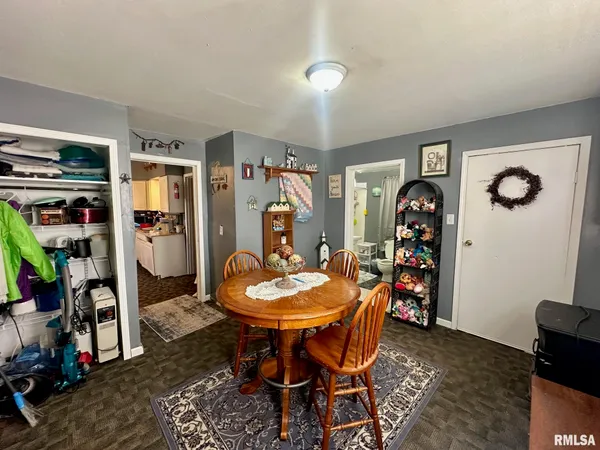 $80,000 | 902 East Oak Street, Taylorville, IL 62568