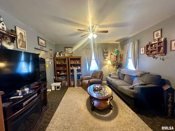 $80,000 | 902 East Oak Street, Taylorville, IL 62568