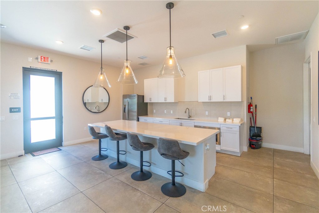 561 Yukon Road Rialto, CA 92377 - Photo 35 of 50 Community Rec room