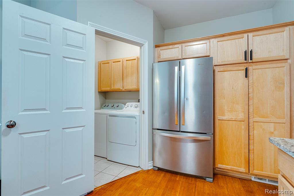 1584 Commodore Circle Canton, MI 48187 - Photo 13 of 50