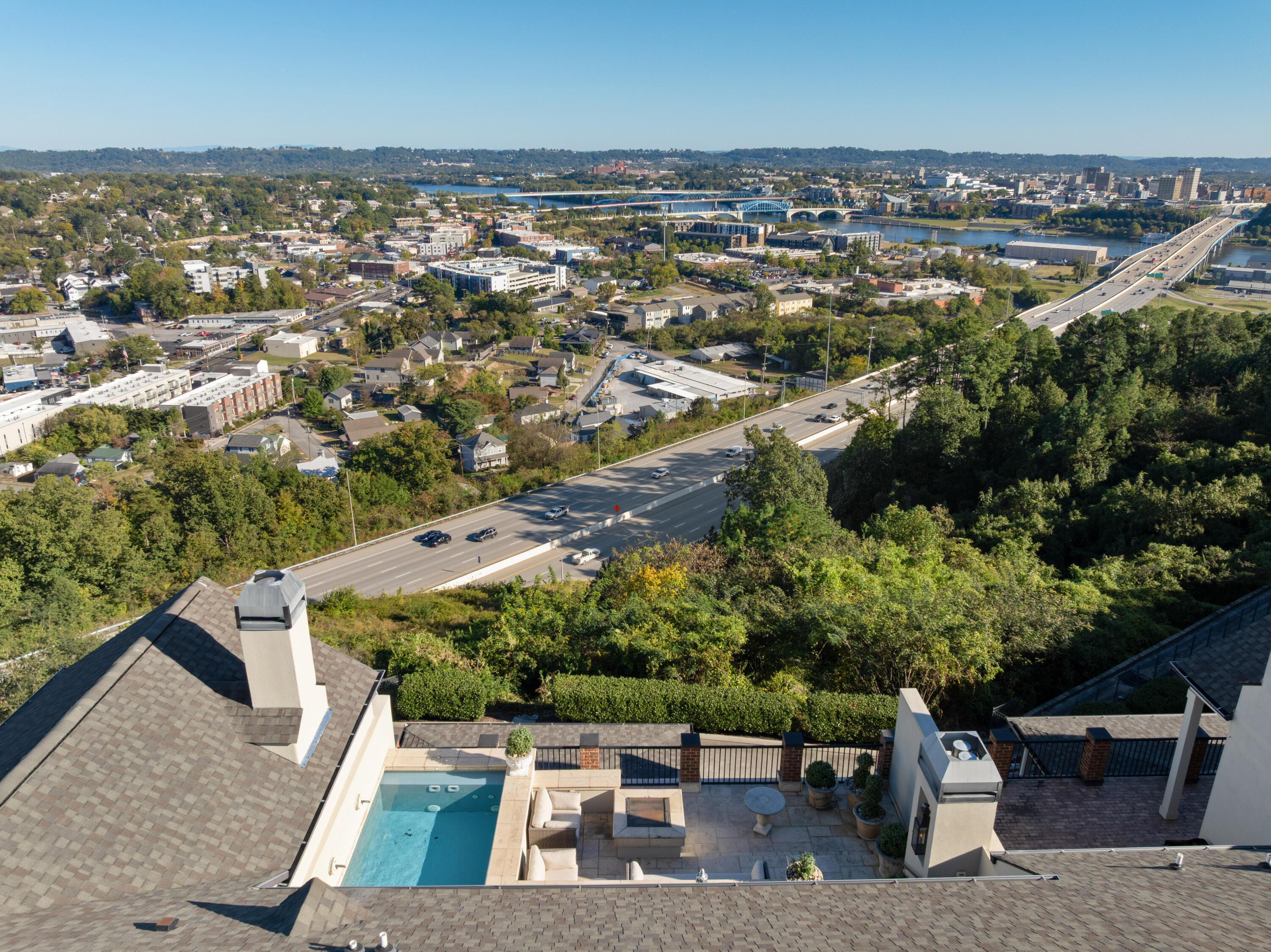 554 Whitehall Road, Unit 124 Chattanooga, TN 37405 - Photo 79 of 80 04 - 554 Whitehall_124 - Drone