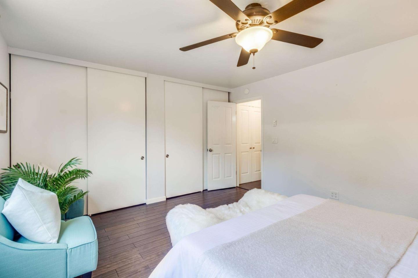 99 East Middlefield Road, Unit 17 Mountain View, CA 94043 - Photo 18 of 32 Gallery Image 18