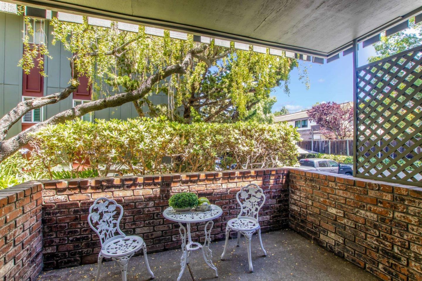 99 East Middlefield Road, Unit 17 Mountain View, CA 94043 - Photo 23 of 32 Gallery Image 23