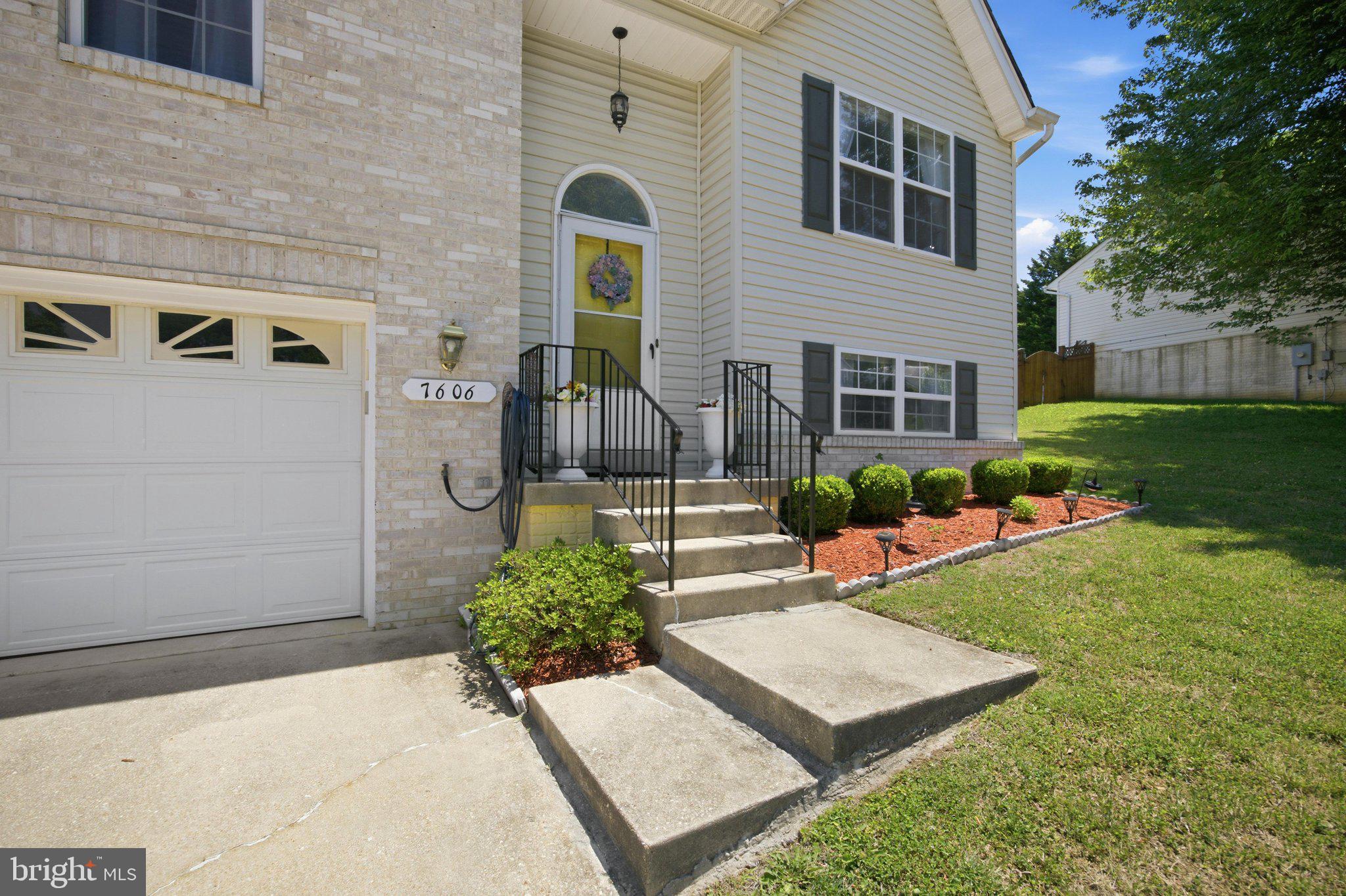 7606 Bentree Road Fort Washington, MD 20744 - Photo 2 of 32