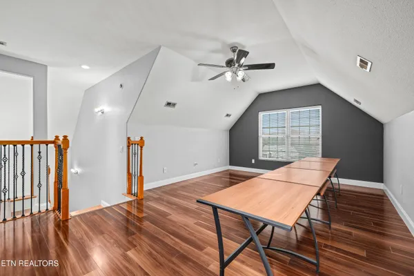 $899,900 | 39 North Riverview Lane, Crossville, TN 38555