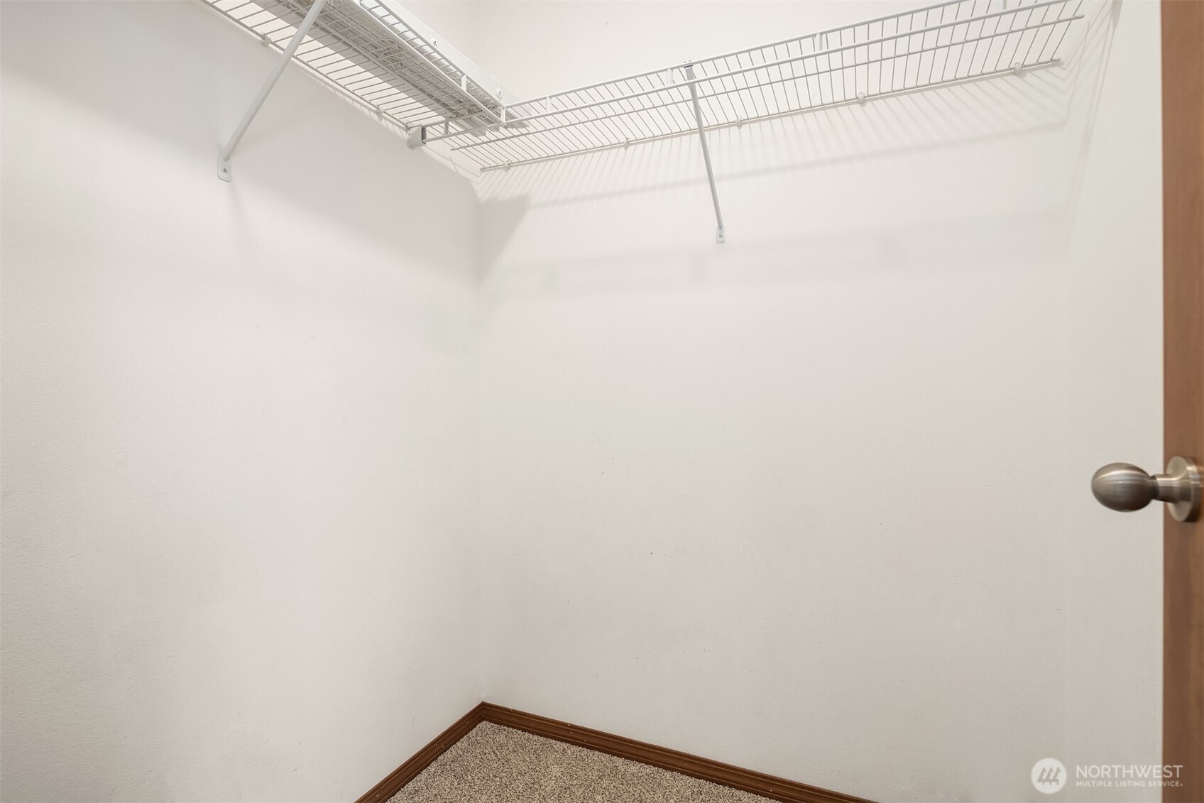 21353 Southeast 289th Way Kent, WA 98042 - Photo 27 of 40 a view of a small space