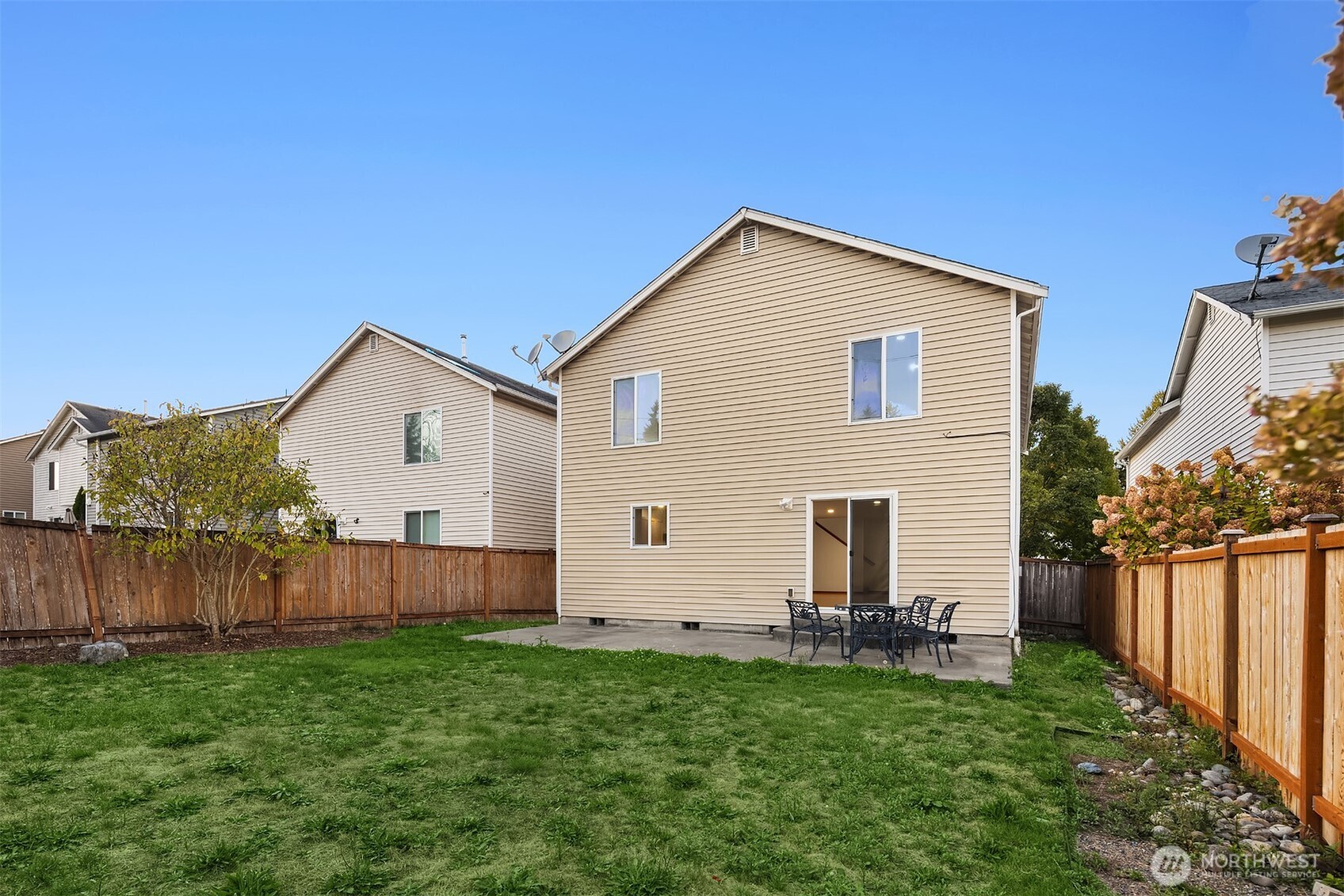 21353 Southeast 289th Way Kent, WA 98042 - Photo 37 of 40 a view of a house with backyard
