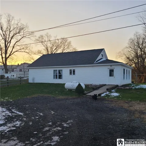 $134,900 | 1673 Railroad Street, Clymer, NY 14767