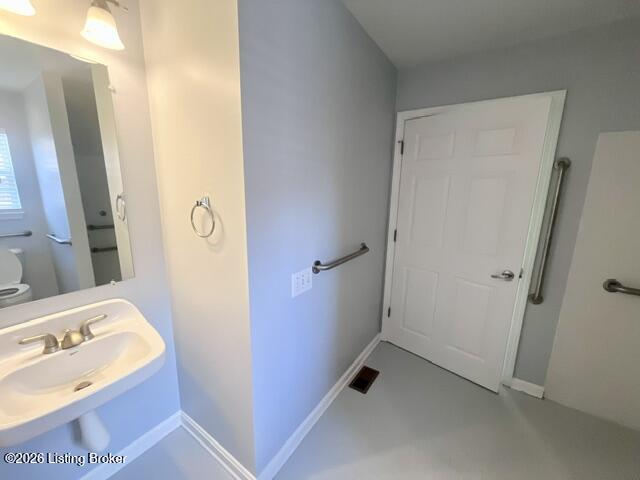 9607 Keeling Ridge Road Louisville, KY 40291 - Photo 15 of 38 Primary Bath