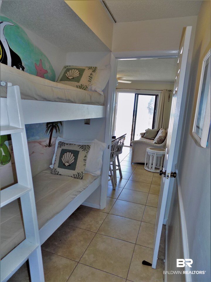 400 Plantation Road, Unit 2201 Gulf Shores, AL 36542 - Photo 7 of 25 Bunk Alcove