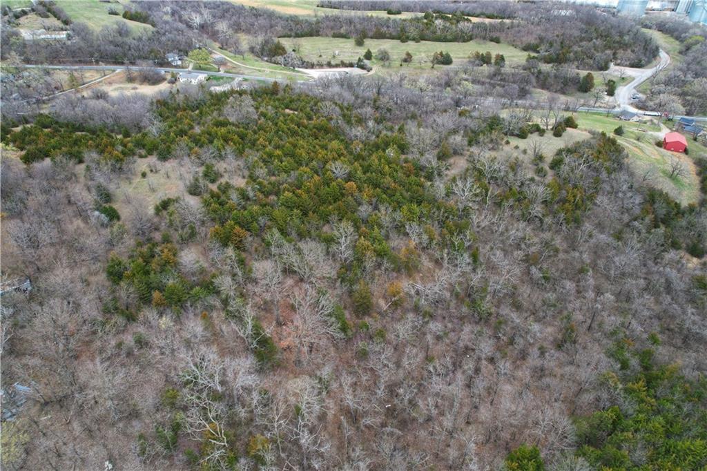 6898 Sherman Road Atchison, KS 66002 - Photo 4 of 9