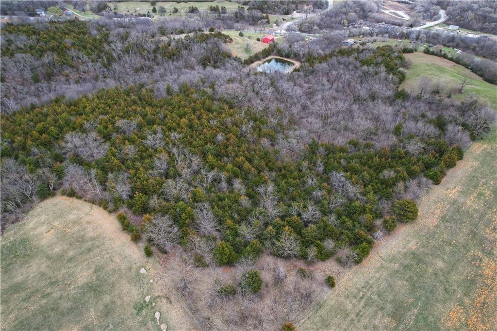 6898 Sherman Road Atchison, KS 66002 - Photo 5 of 9