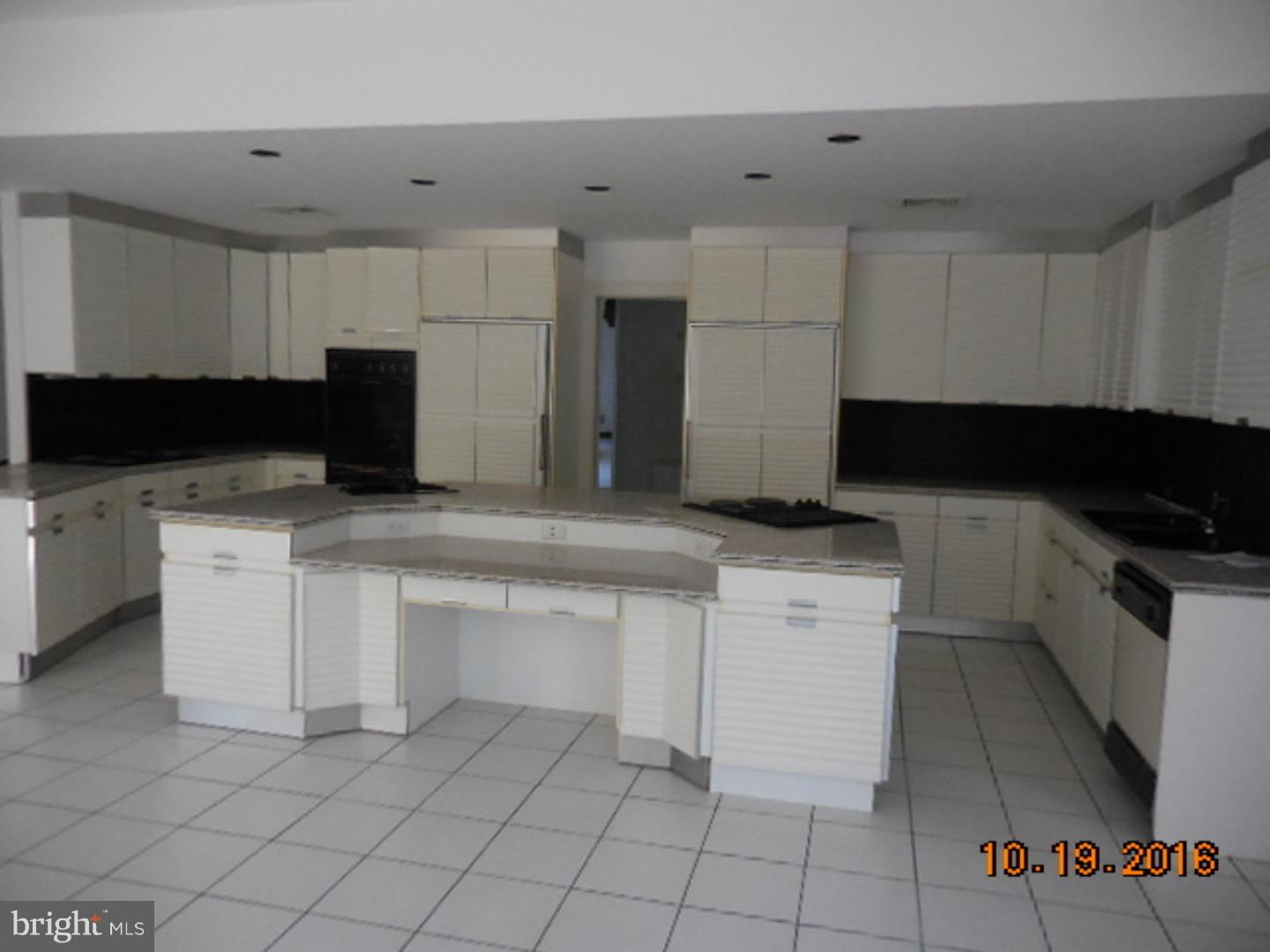 24 Cove Road Moorestown, NJ 08057 - Photo 4 of 13