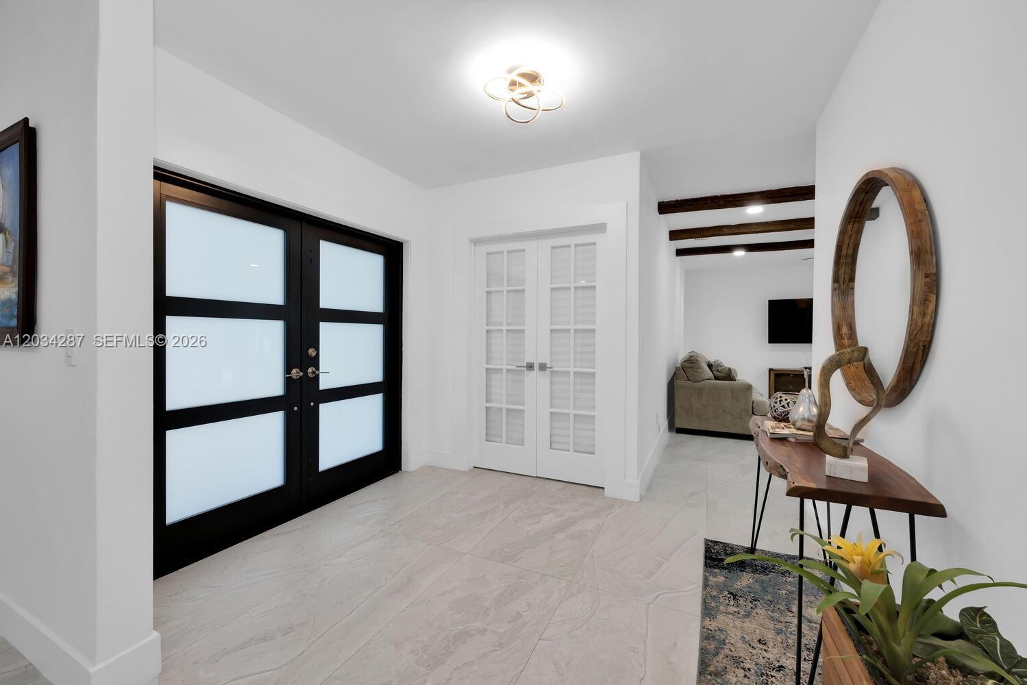 6860 Southwest 99th Terrace Pinecrest, FL 33156 - Photo 3 of 46