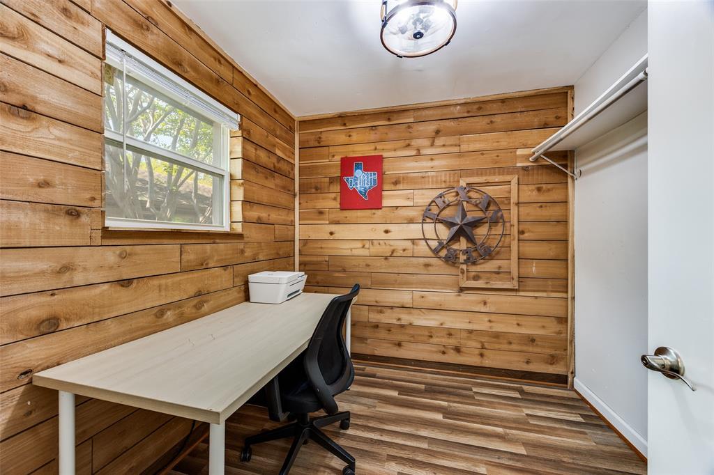 11021 Cactus Lane Dallas, TX 75238 - Photo 13 of 26