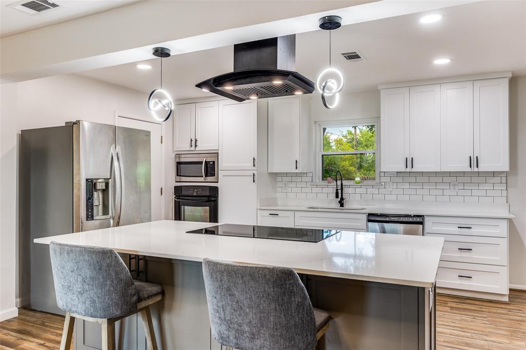 11021 Cactus Lane Dallas, TX 75238 - Photo 3 of 26