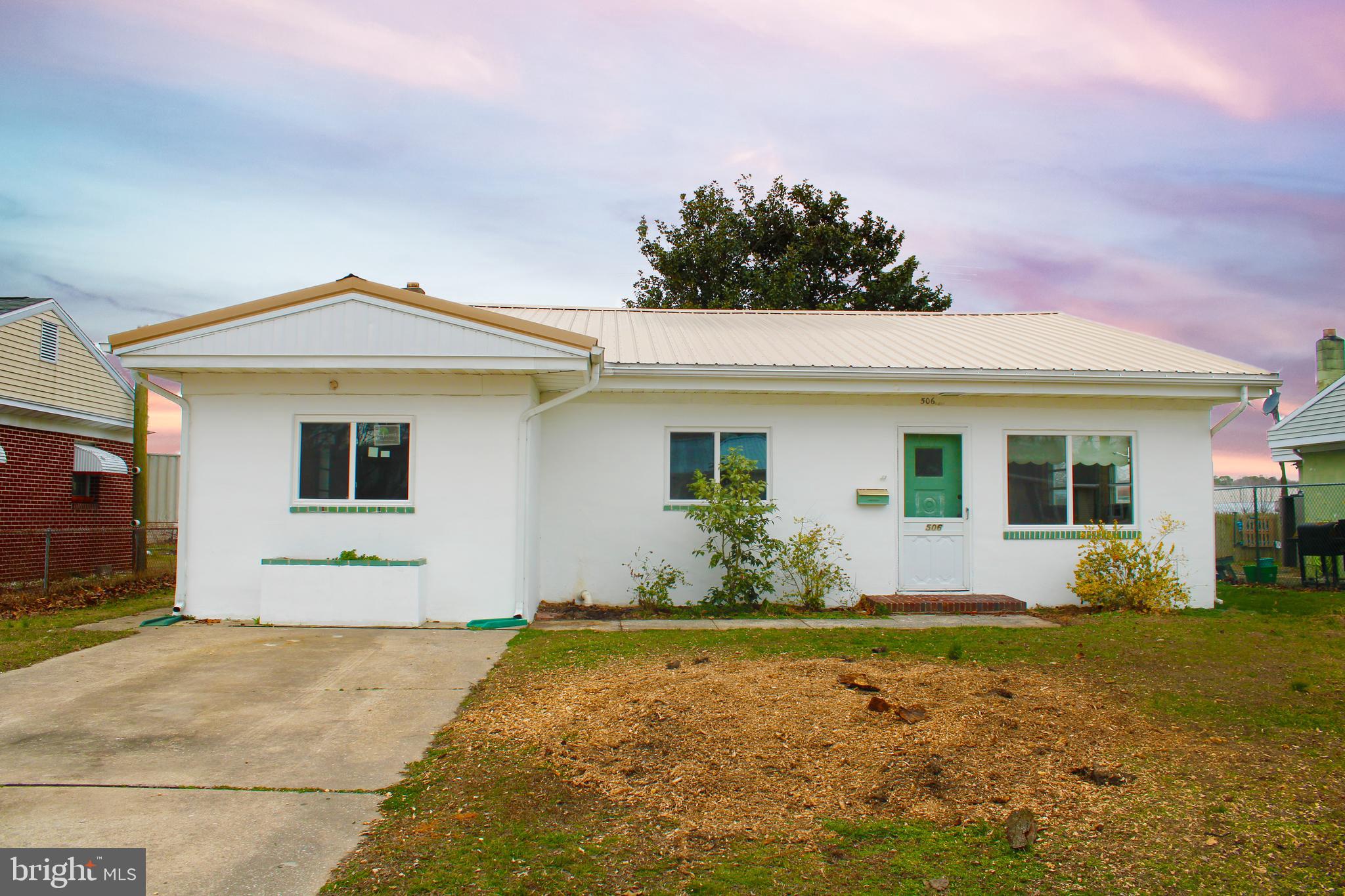506 Oak Road Seaford, DE 19973 - Photo 1 of 23 Gallery Image 1
