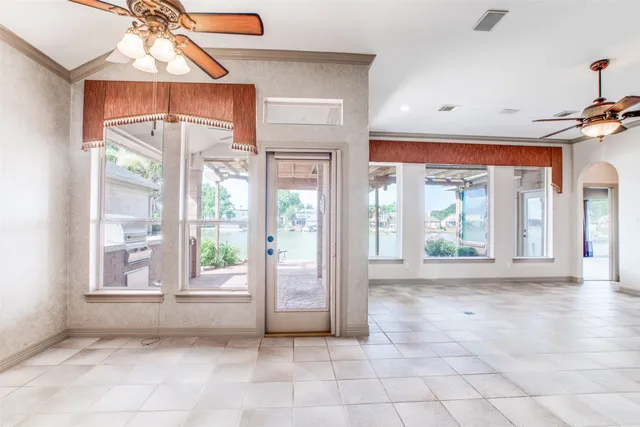 a view of an entryway