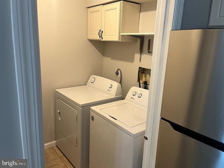 11 Kent Place Sewell, NJ 08080 - Photo 4 of 19 a utility room with dryer and washer