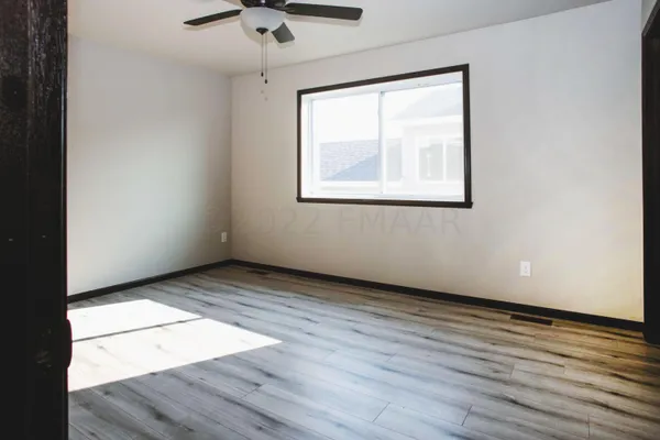 $318,900 | 6720 Thomas Street, Horace, ND 58047