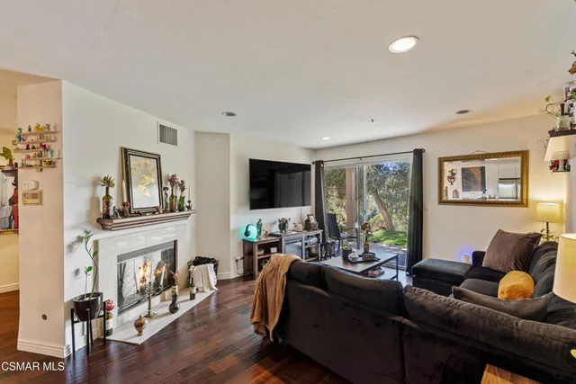 $485,000 | 5744 Oak Bend Lane, Unit 108, Oak Park, CA 91377