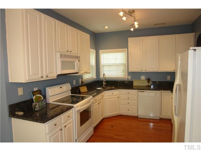 8108 Tory Sound Court Raleigh, NC 27613 - Photo 3 of 12