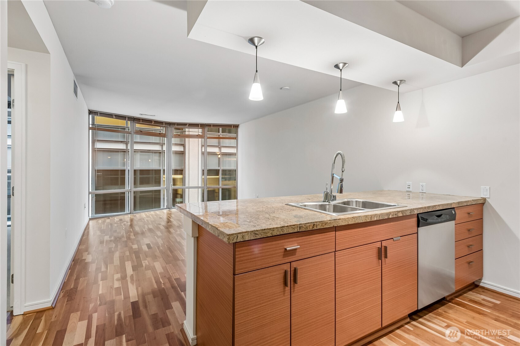 819 Virginia Street, Unit 2109 Seattle, WA 98101 - Photo 9 of 31