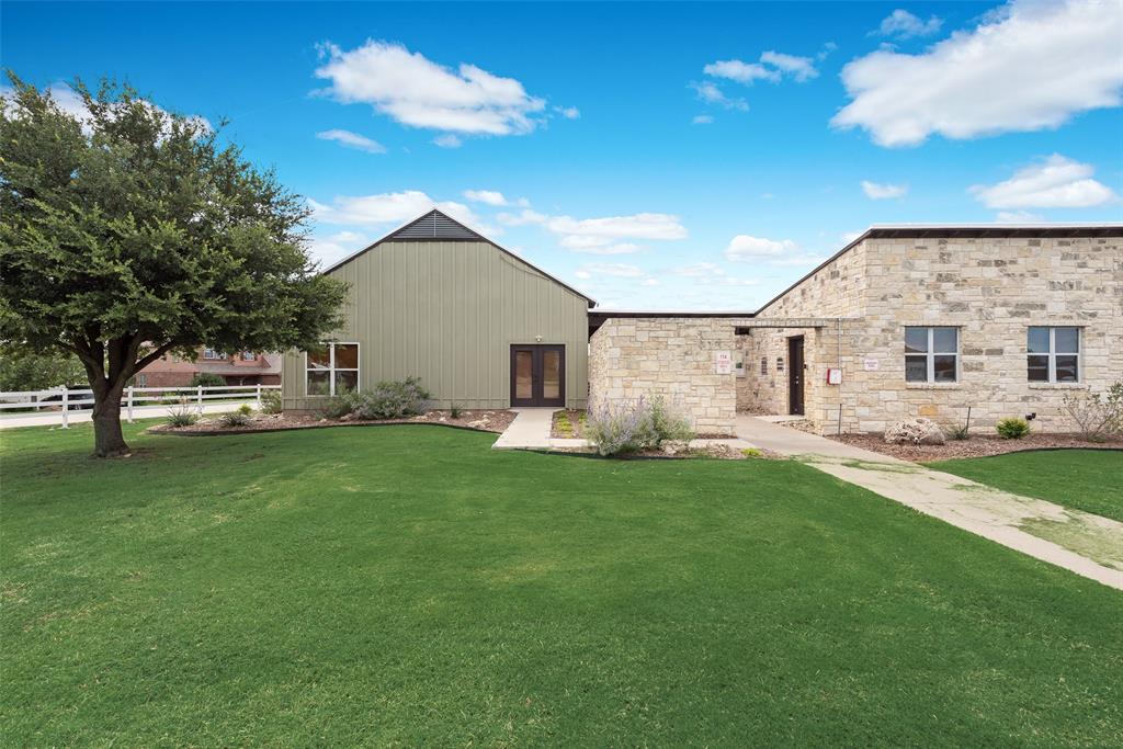 149 Cattlemans Creek Road Newark, TX 76071 - Photo 33 of 39 Community clubhouse at 149 Cattlemans Creek Rd in the Chisholm Springs neighborhood in Newark, TX 76071