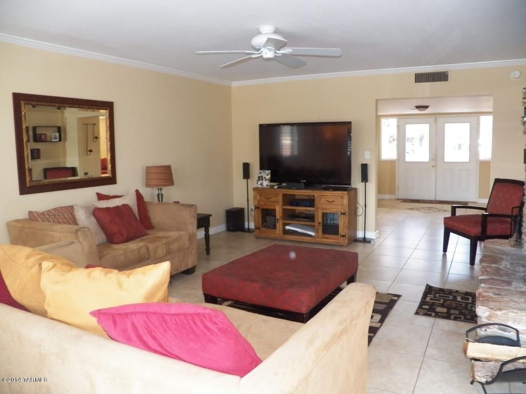 12025 East Barbary Coast Road Tucson, AZ 85749 - Photo 8 of 24