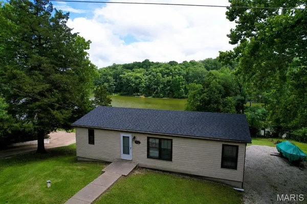$184,000 | 588 Little Mockingbird Lane, St. Clair, MO 63077