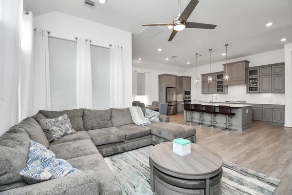 $515,000 | 1354 Knollbridge Pt Lane, Pinehurst, TX 77362