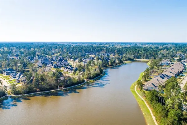 $515,000 | 1354 Knollbridge Pt Lane, Pinehurst, TX 77362