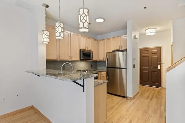 $2,995 | 600 North 2nd Street, Unit 120, Minneapolis, MN 55401