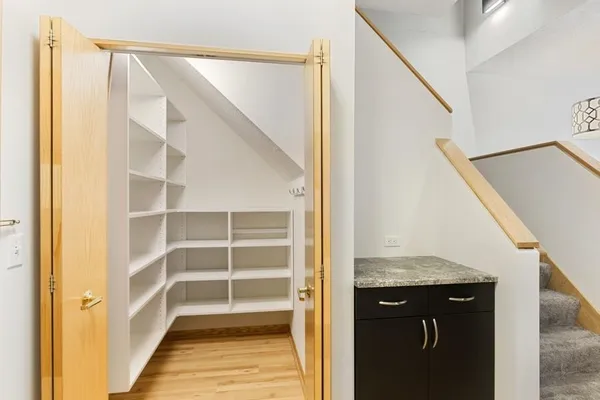 $2,995 | 600 North 2nd Street, Unit 120, Minneapolis, MN 55401