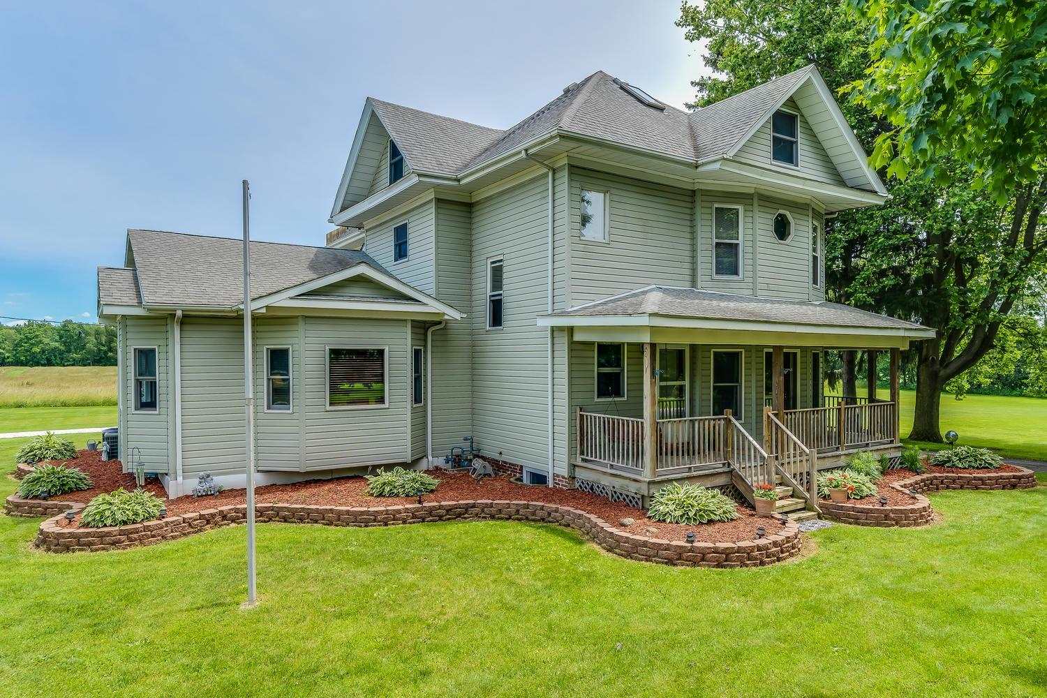 2901 North Fail Road La Porte, IN 46350 - Photo 2 of 26 Gallery Image 2